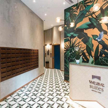 Weave Suites - Central West Гонконг Экстерьер фото